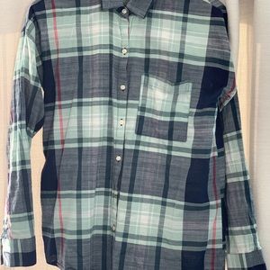 Old Navy plaid boyfriend shirt